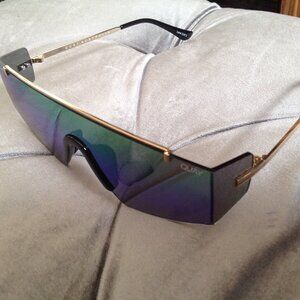 Quay Rimless Wraparound Shield Designer Sunglasses